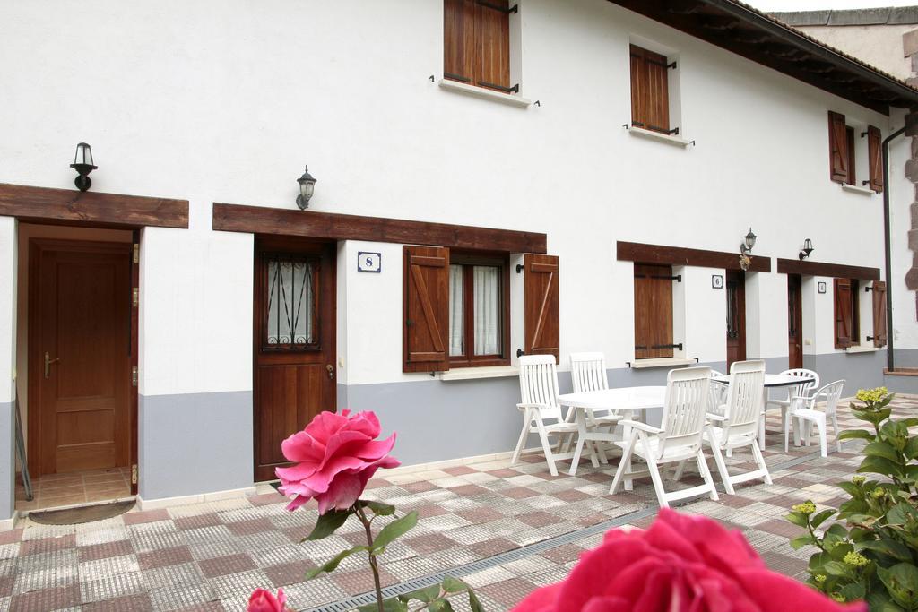 Apartamentos Irati Olaldea Oroz-Betelu Exterior photo